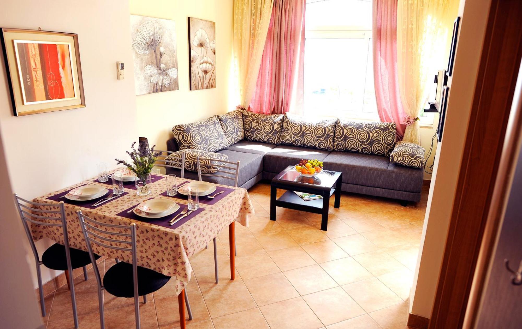 سيغيت فغانييتْسا Apartments&Rooms Jelavic الغرفة الصورة